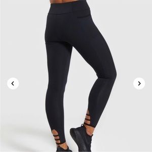 Gymshark ‘Poise’ leggings, NWOT size XL in black.